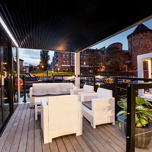https://la-mare-motlava-houseboats-by-downtown-apartments.gdanskhotel.org