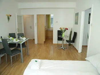 Comfort Humboldt Apartment Vídeň